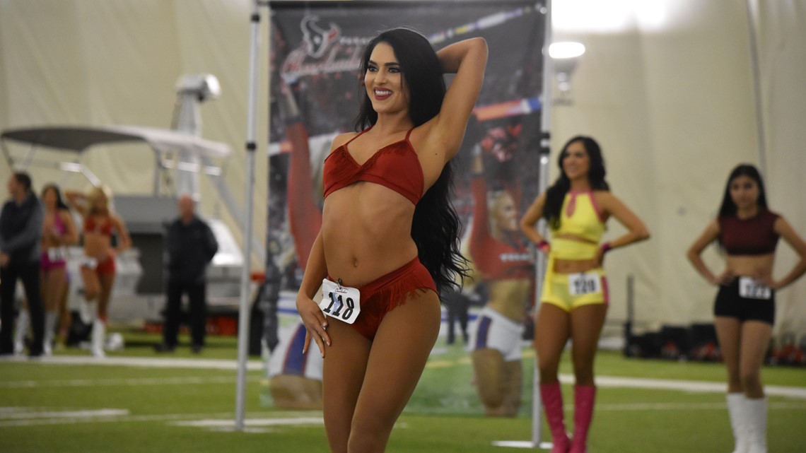 Houston Texans Cheerleaders voting is NOW OPEN! 