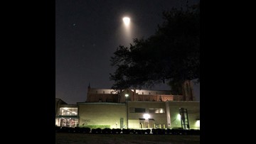 Hpd Man Spotted On Roof Of St Martin S Church Where Barbara Bush