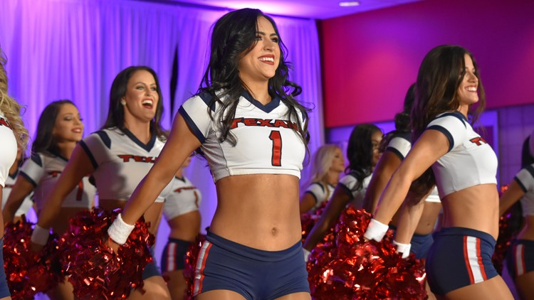 Photos: 2018-19 Texans Cheerleaders debut at Draft Party