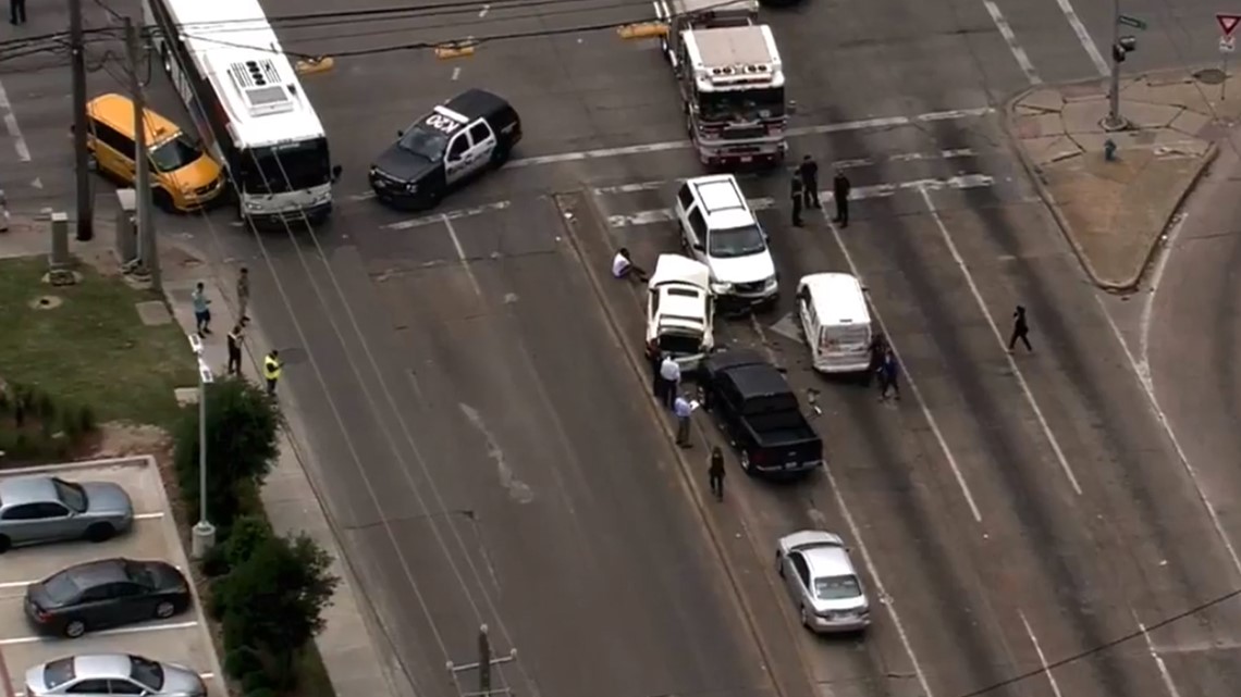 Woman dies after 5vehicle crash on Voss