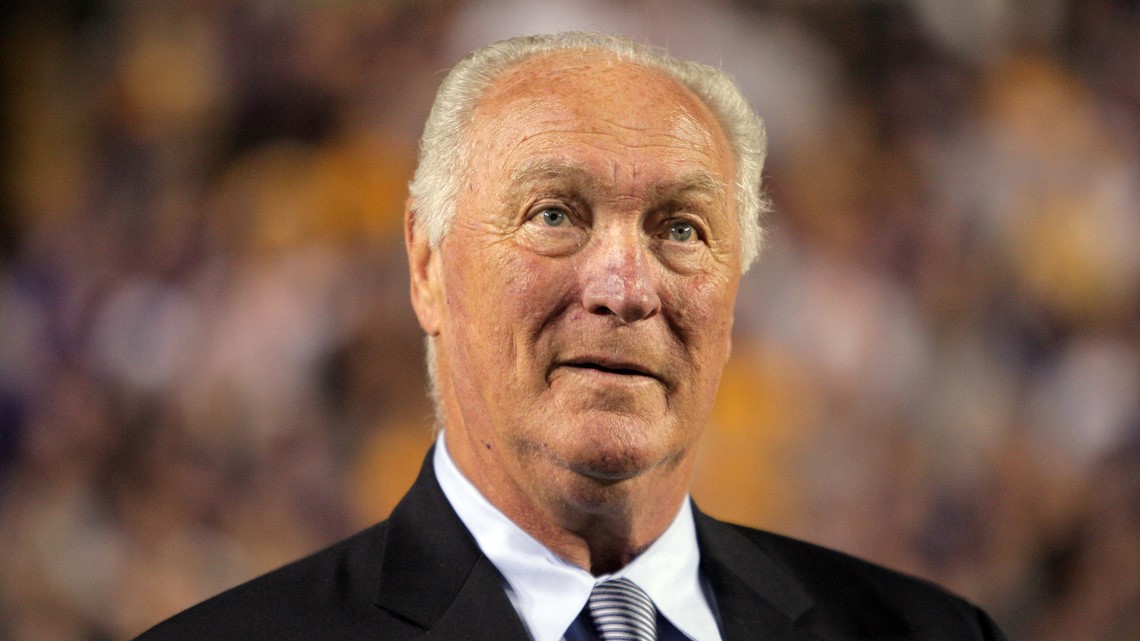 Billy Cannon, 1959 Heisman winner, dies at age 80 - Heisman