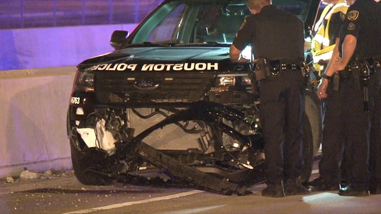 Photos Suspected Drunk Driver Slams Into Back Of Police Suv On East