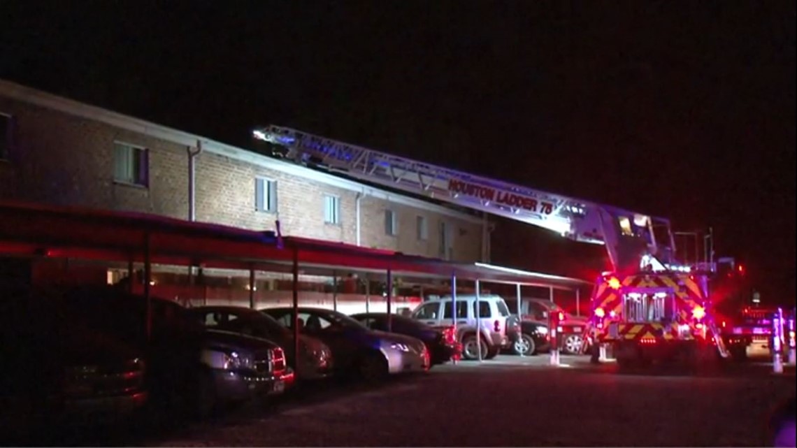 Man taken into custody after fire at Memorial apartments | khou.com