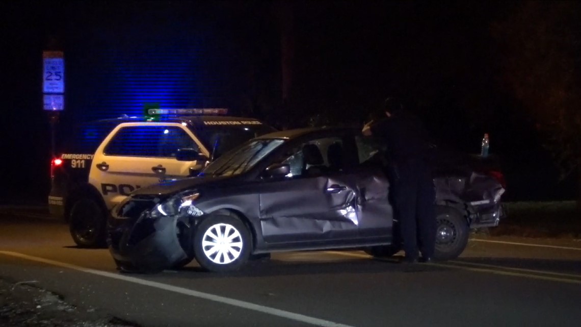 Police use pit maneuver to stop chase suspect in Simonton | khou.com