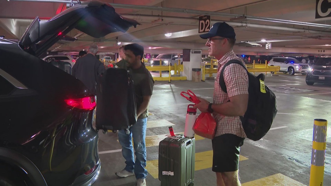 Bush Airport expands rideshare pickup area | khou.com