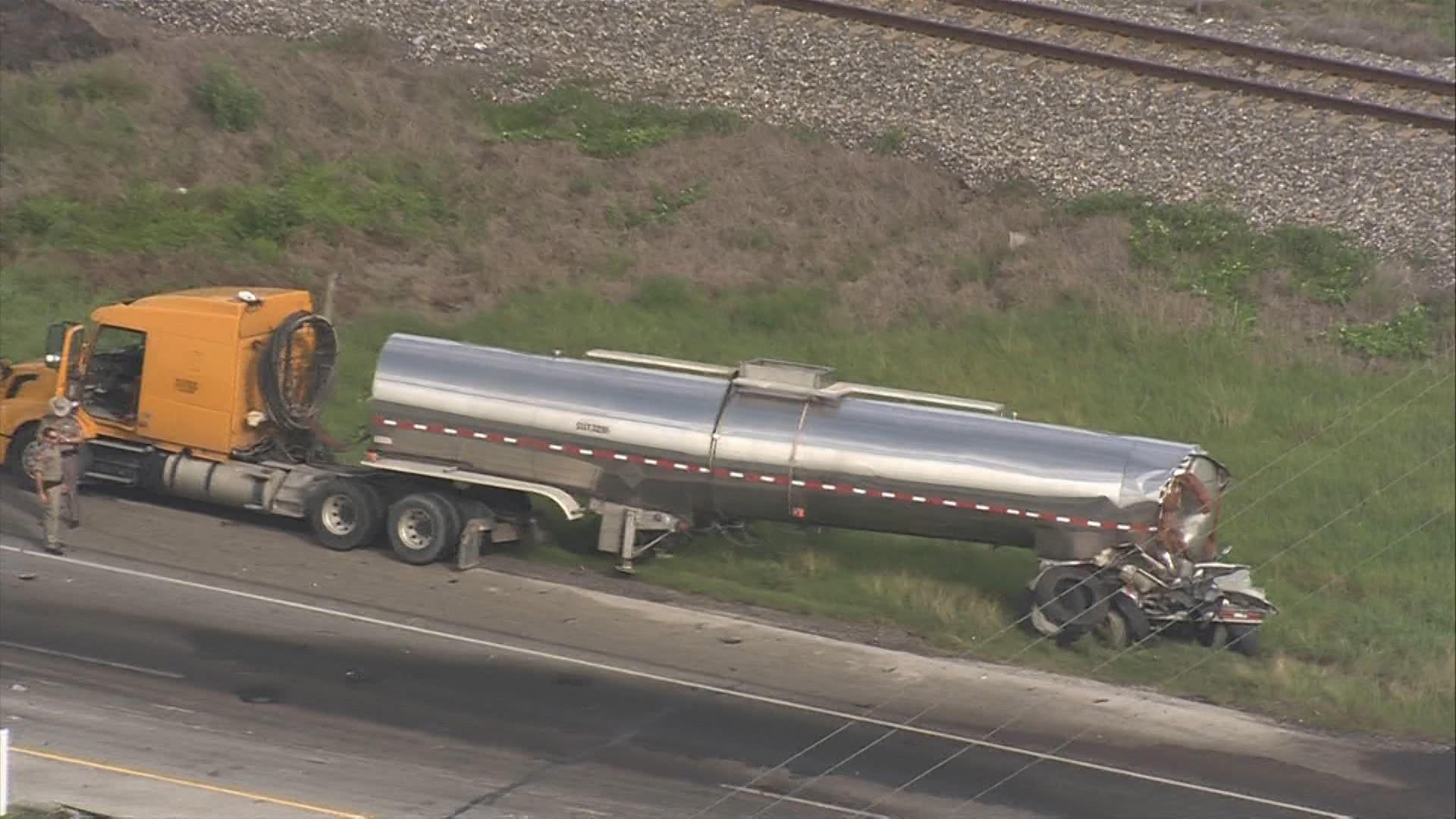 Fiery truck crash causes gridlock in Wharton County | khou.com
