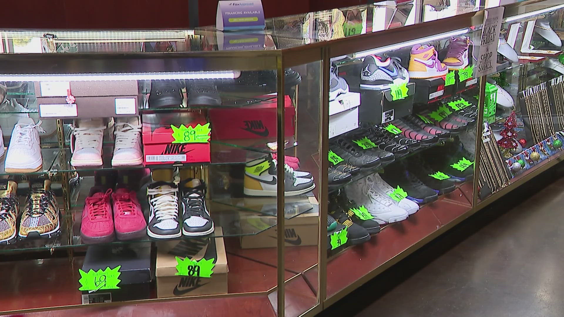 Texans step up for Small Business Saturday. Small businesses help the local community.