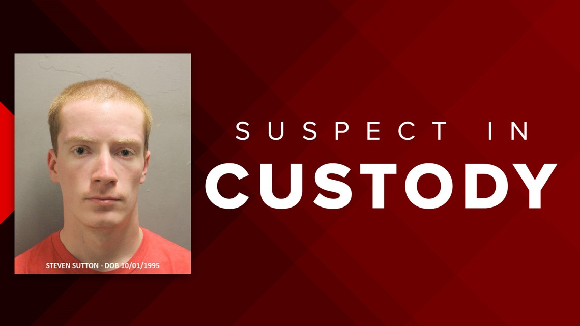 Man arrested for impersonating a police officer after crash | khou.com
