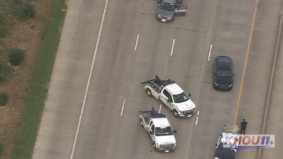 Photos: Deadly Crash Involving Jeep On I-10 East In Houston | Khou.com