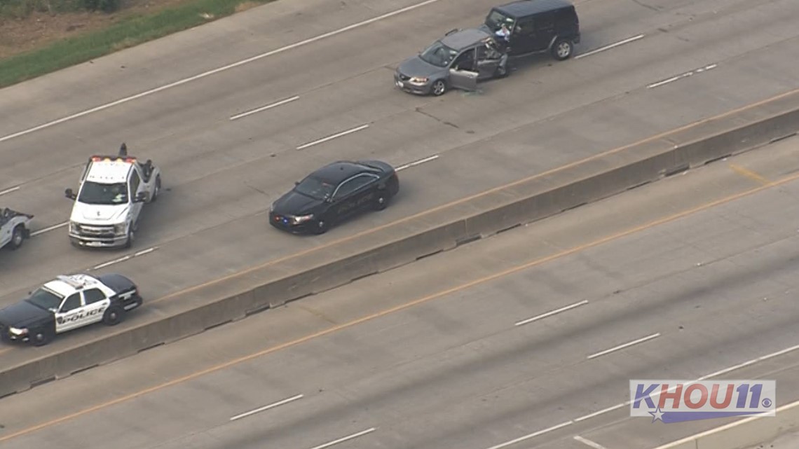 Photos Deadly crash involving Jeep on I10 East in Houston