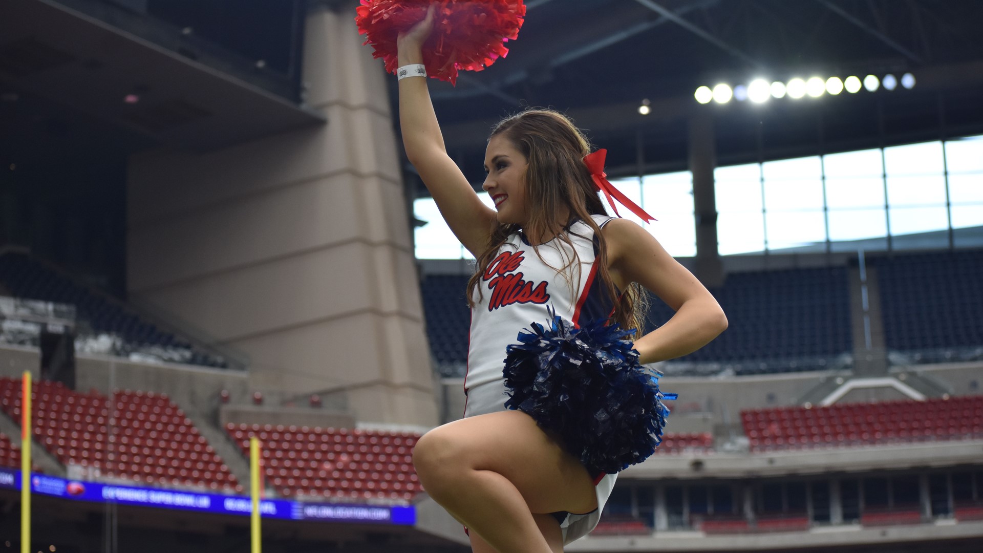 Photos: Ole Miss Rebelettes, Cheerleaders at 2018 Advocare Texas