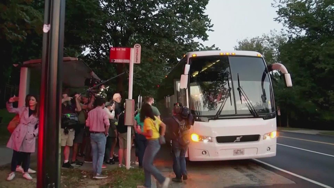 Migrant busing program | khou.com : vimarsana.com