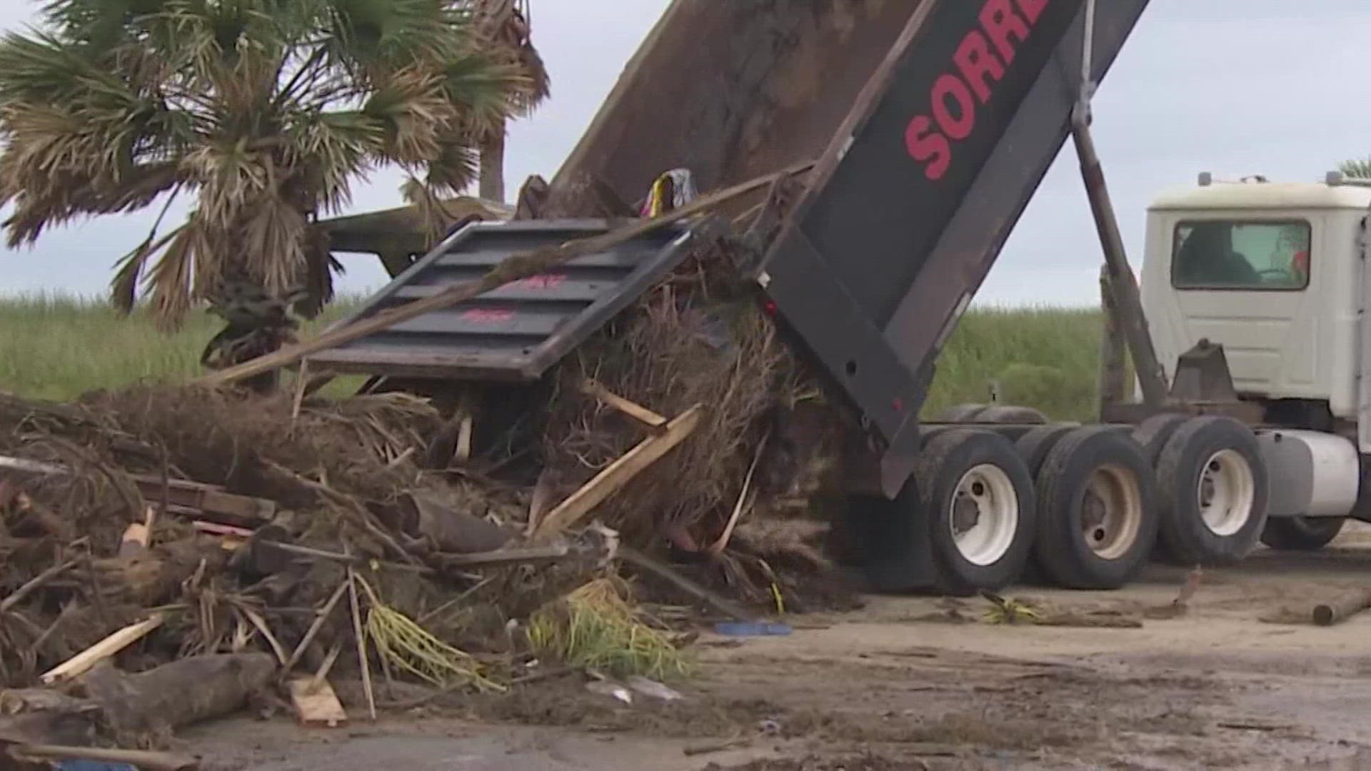 Those who rode out the storm said they’re glad their community doesn’t look any worse, but Surfside Beach residents are not thrilled about having no water or power.
