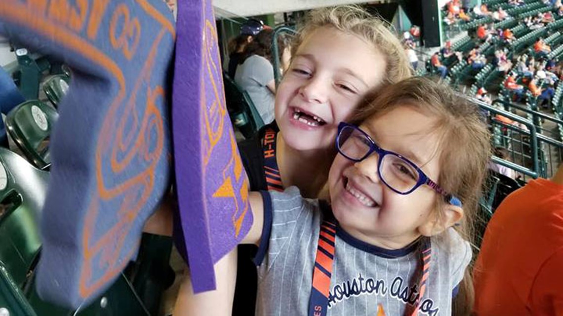 Houston Astros on X: Prior to tonight's game, Charlie was given a  behind-the-scenes tour of the Astros clubhouse from Martín Maldonado. Lil  Luis even got to take BP in the Astros batting