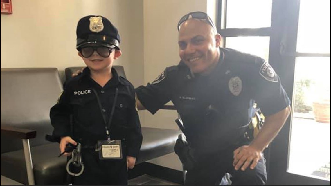 Jersey Village kid celebrates birthday with police officers