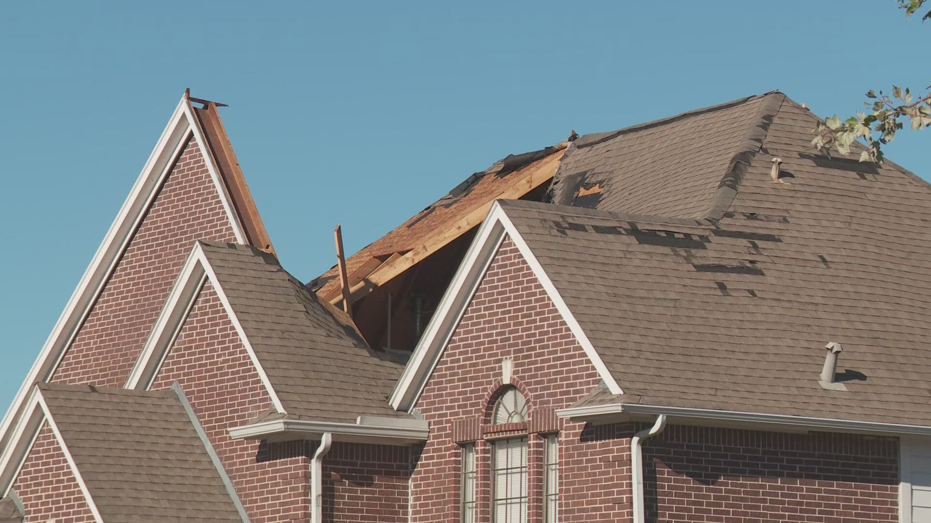 NWS confirms at least two tornadoes hit Houston area Monday | khou.com