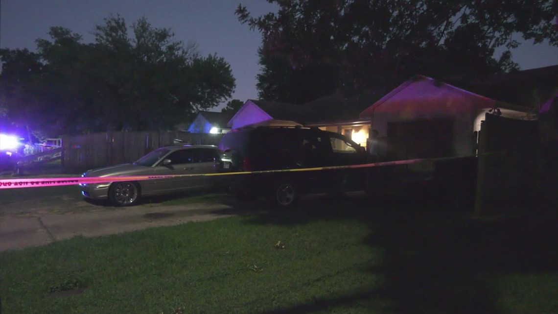 Man shot, killed during home invasion in NW Houston, police say | khou.com