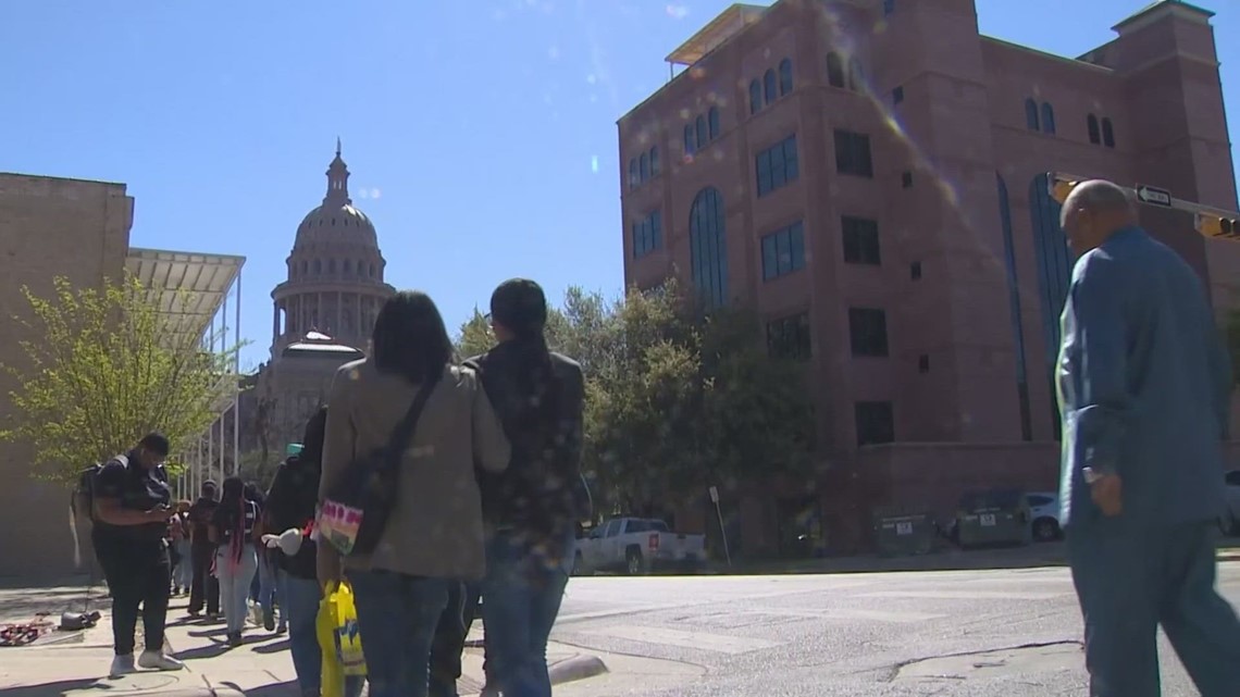 HISD TEA takeover Support staff to protest in Austin