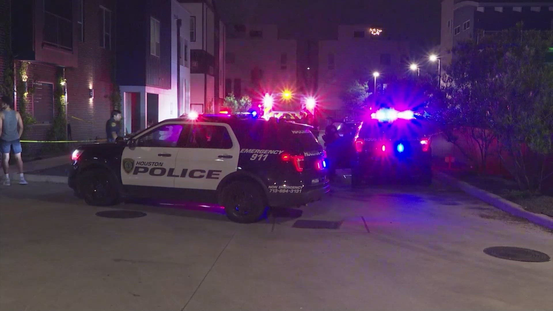 Man shot to death while walking dog outside apartment, Houston police ...