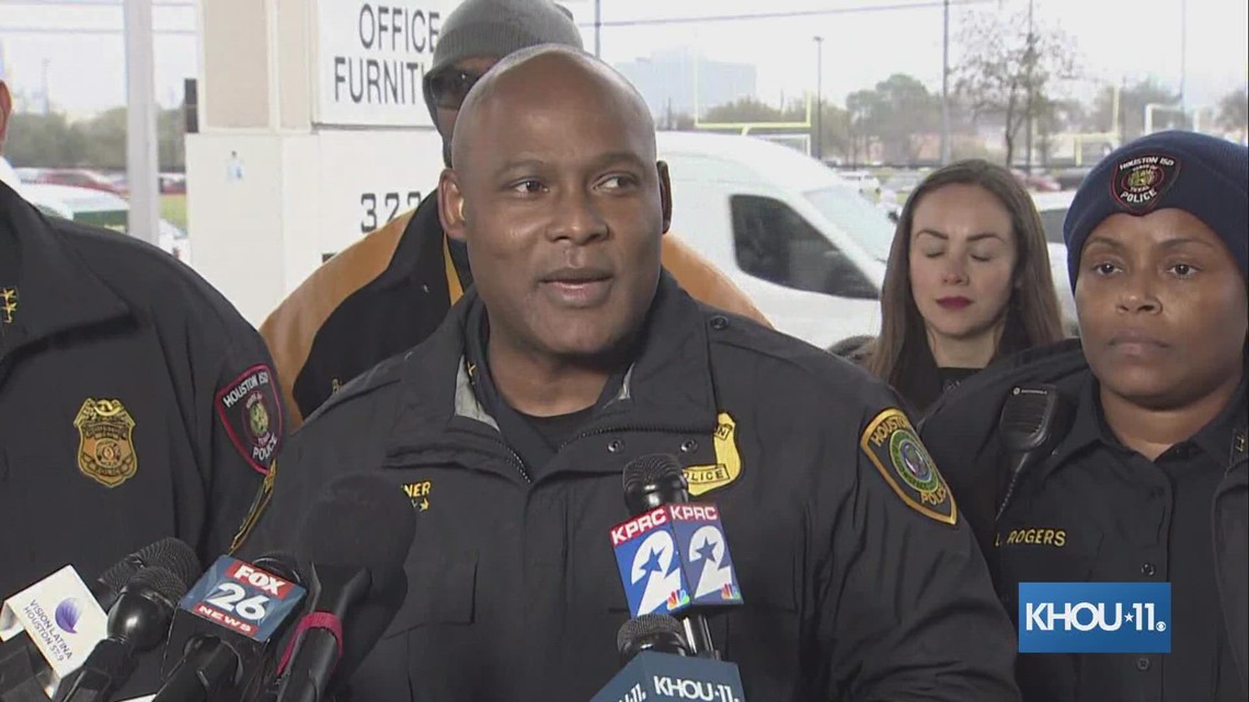 Houston high school placed on lockdown after suspect runs inside | khou.com