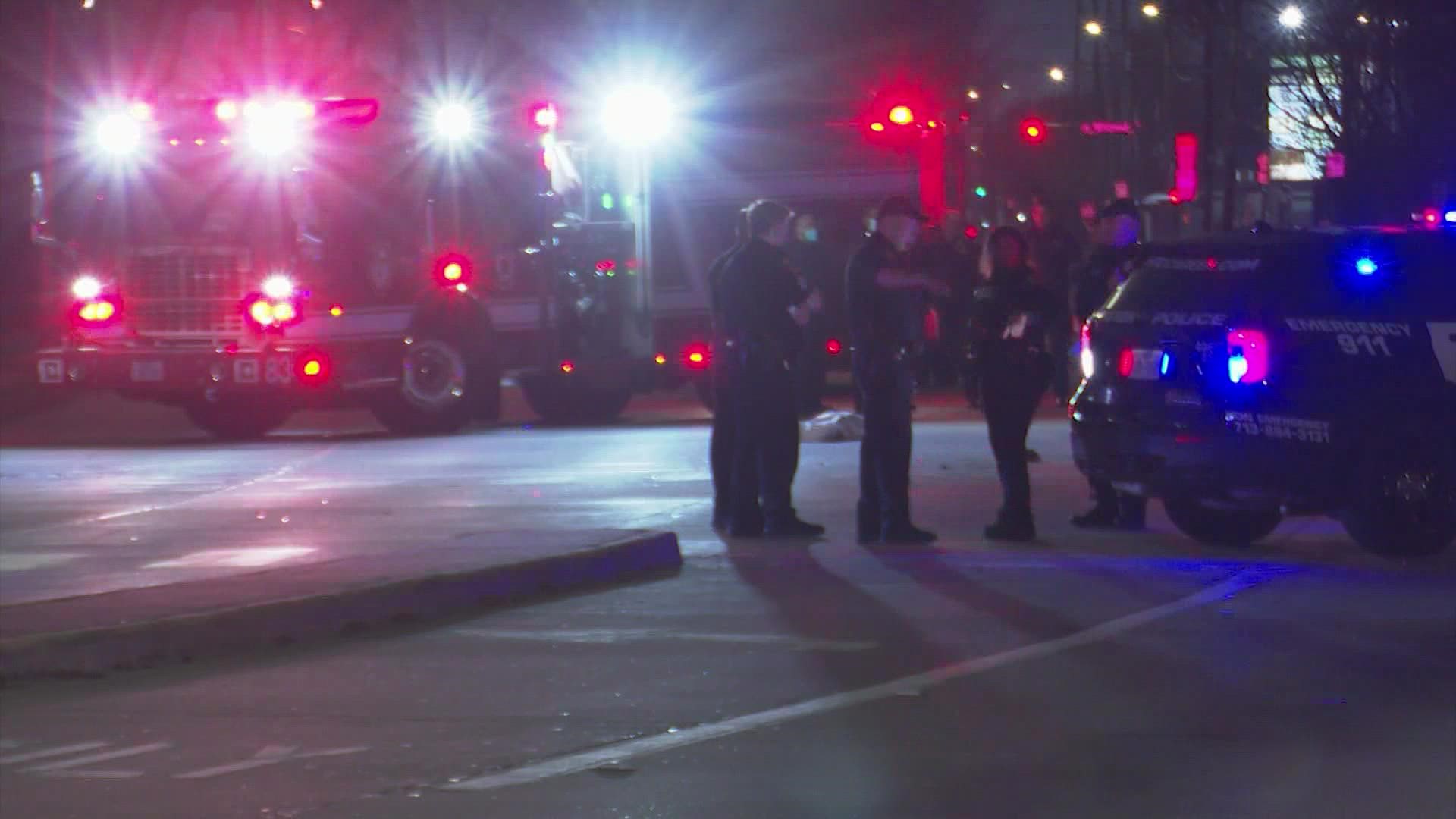 Pedestrian killed in west Houston hit-and-run, police say | khou.com