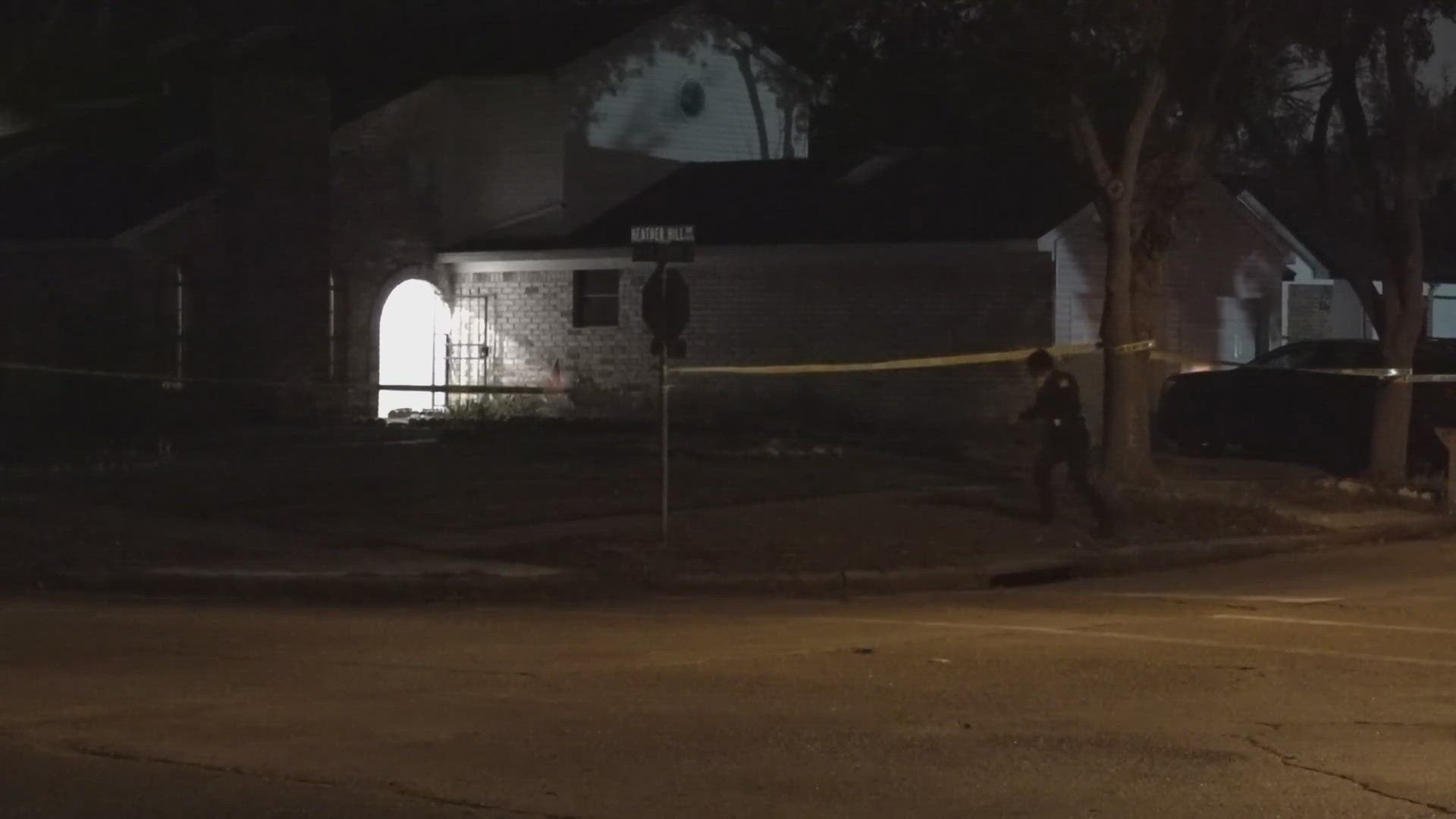 Man arrested after allegedly shooting his father in northwest Harris ...