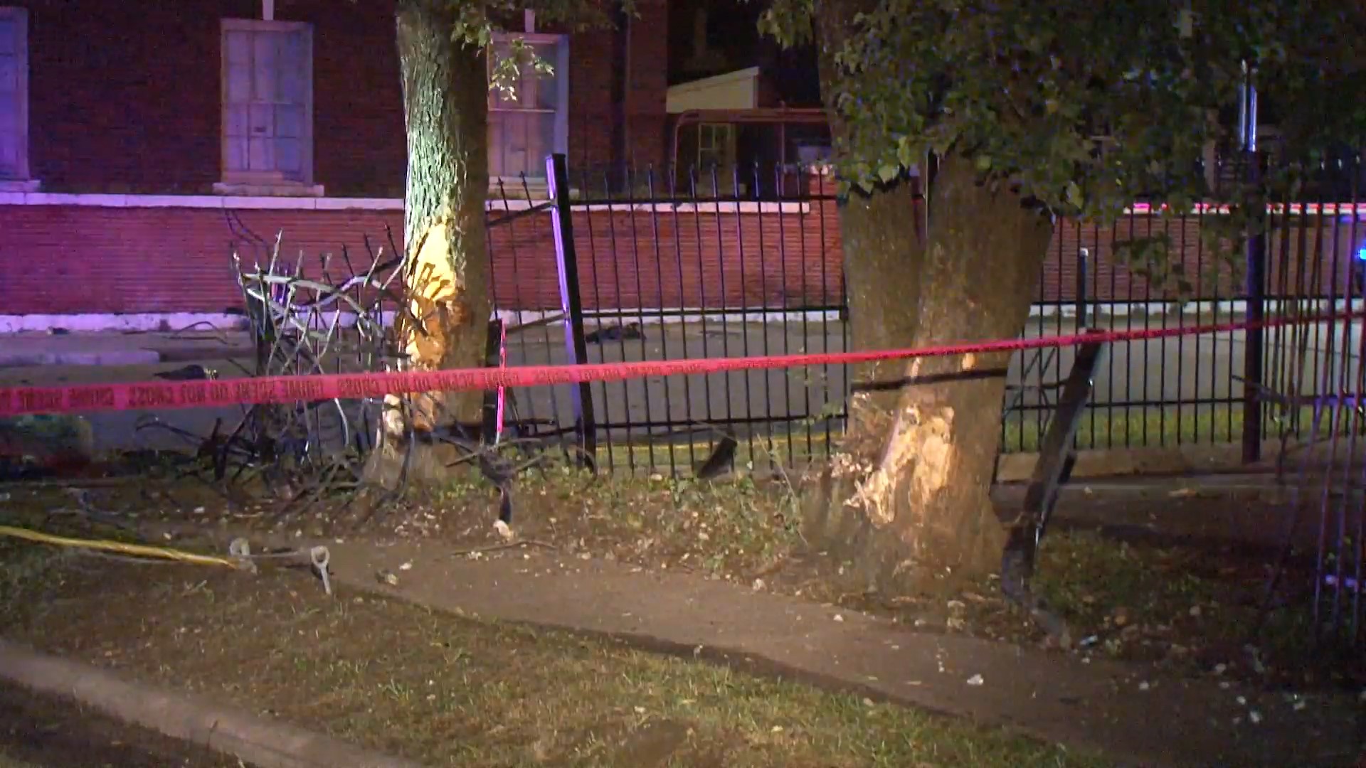 Chase suspect crashes into light pole, found hiding backyard | khou.com