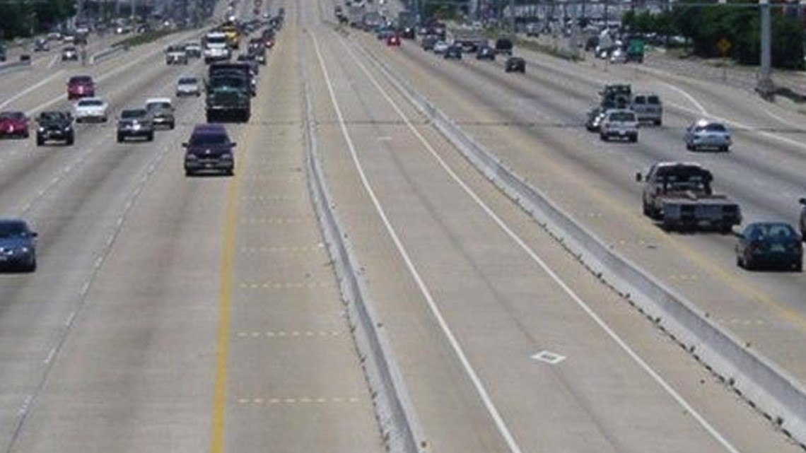 Metro considering 3person carpool requirement in some HOV lanes