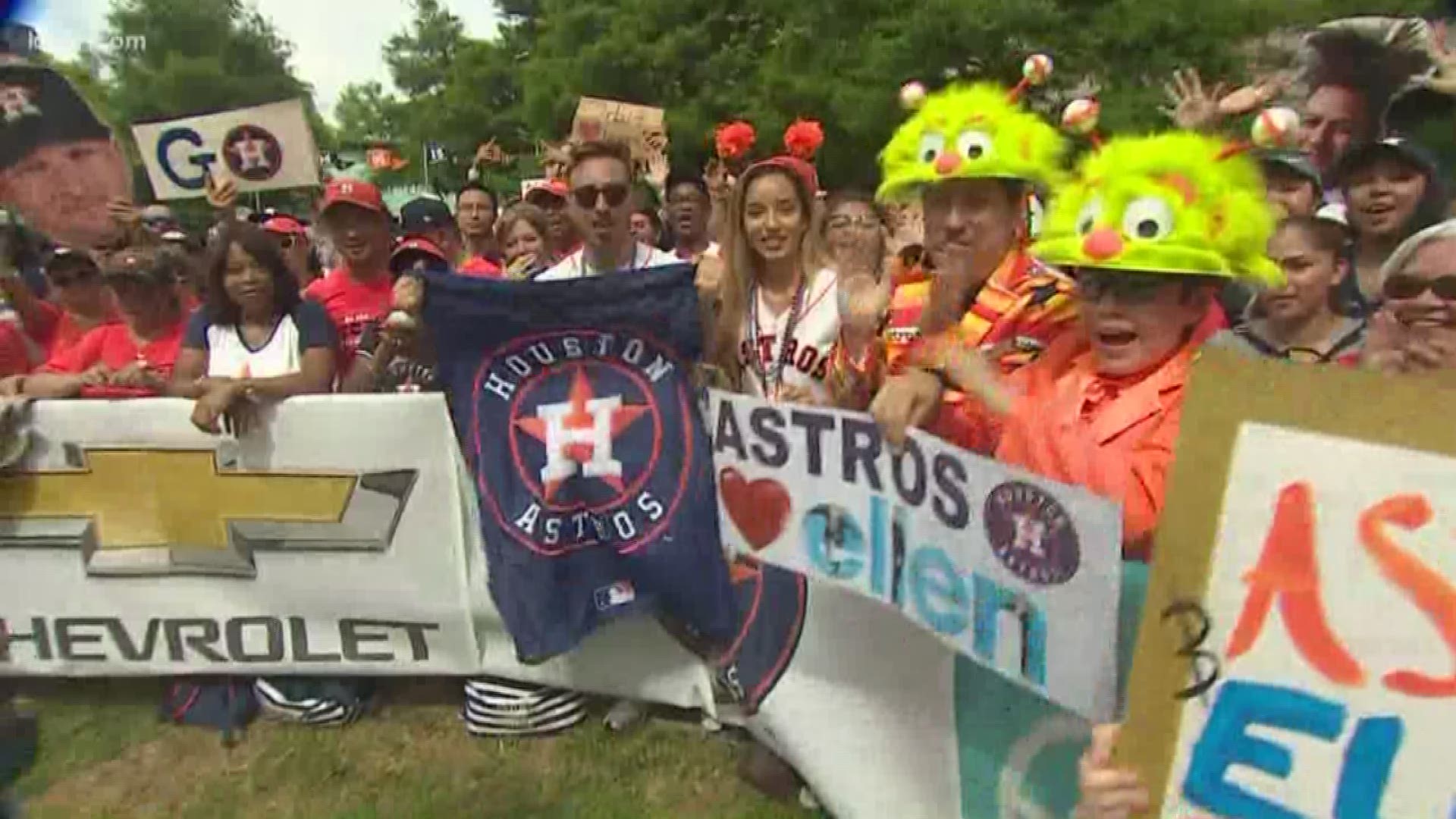 Astros fans formed long lines around Minute Maid Park for their chance to appear on "The Ellen Show".