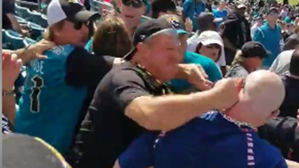 Jaguars Dismantle Texans 31-3 on Fan Appreciation Day