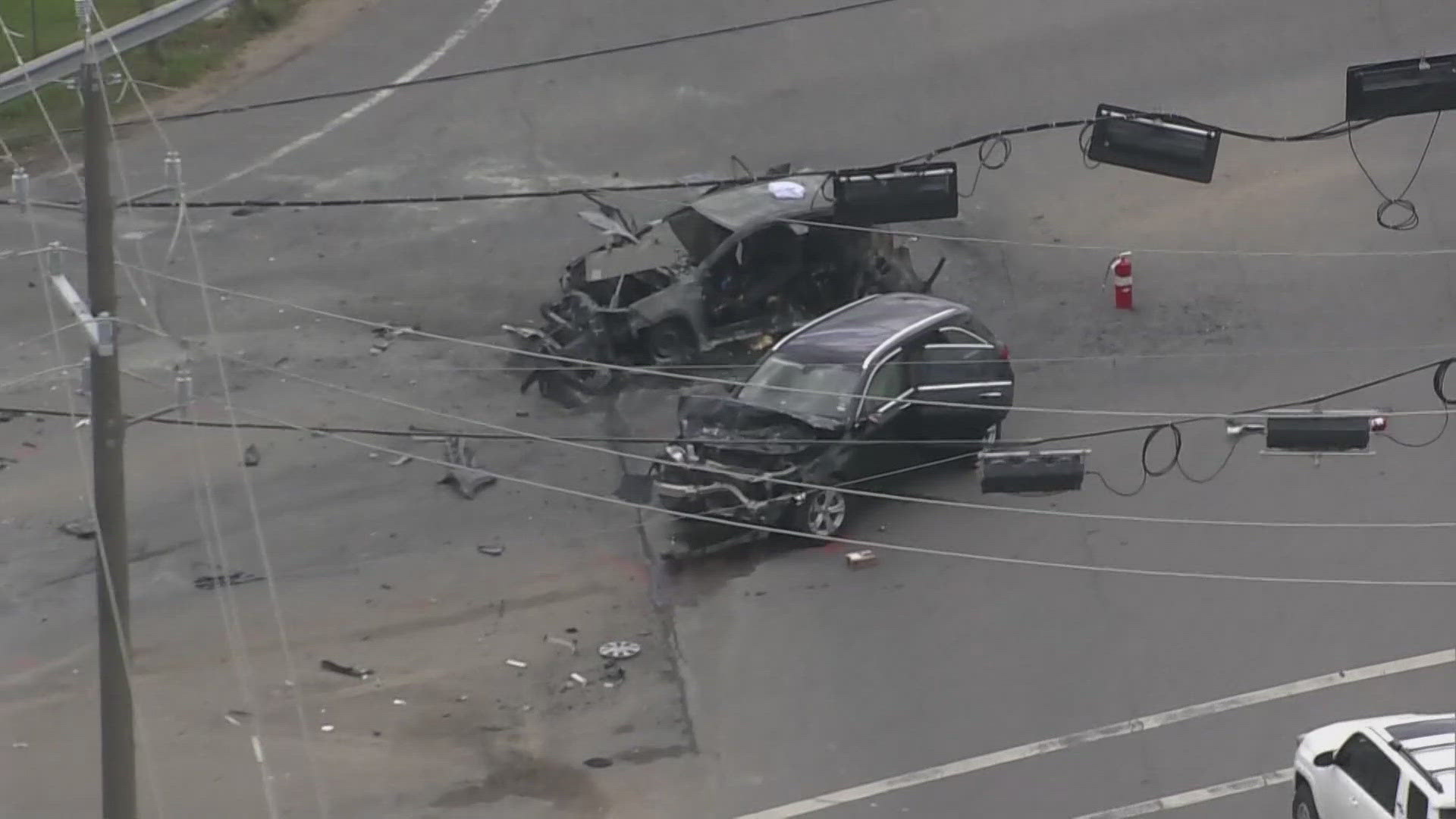 Fiery crash kills one on FM 723 in Fort Bend County | khou.com