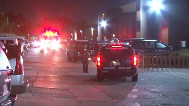 Man shot after confronting car burglar in southwest Houston | khou.com