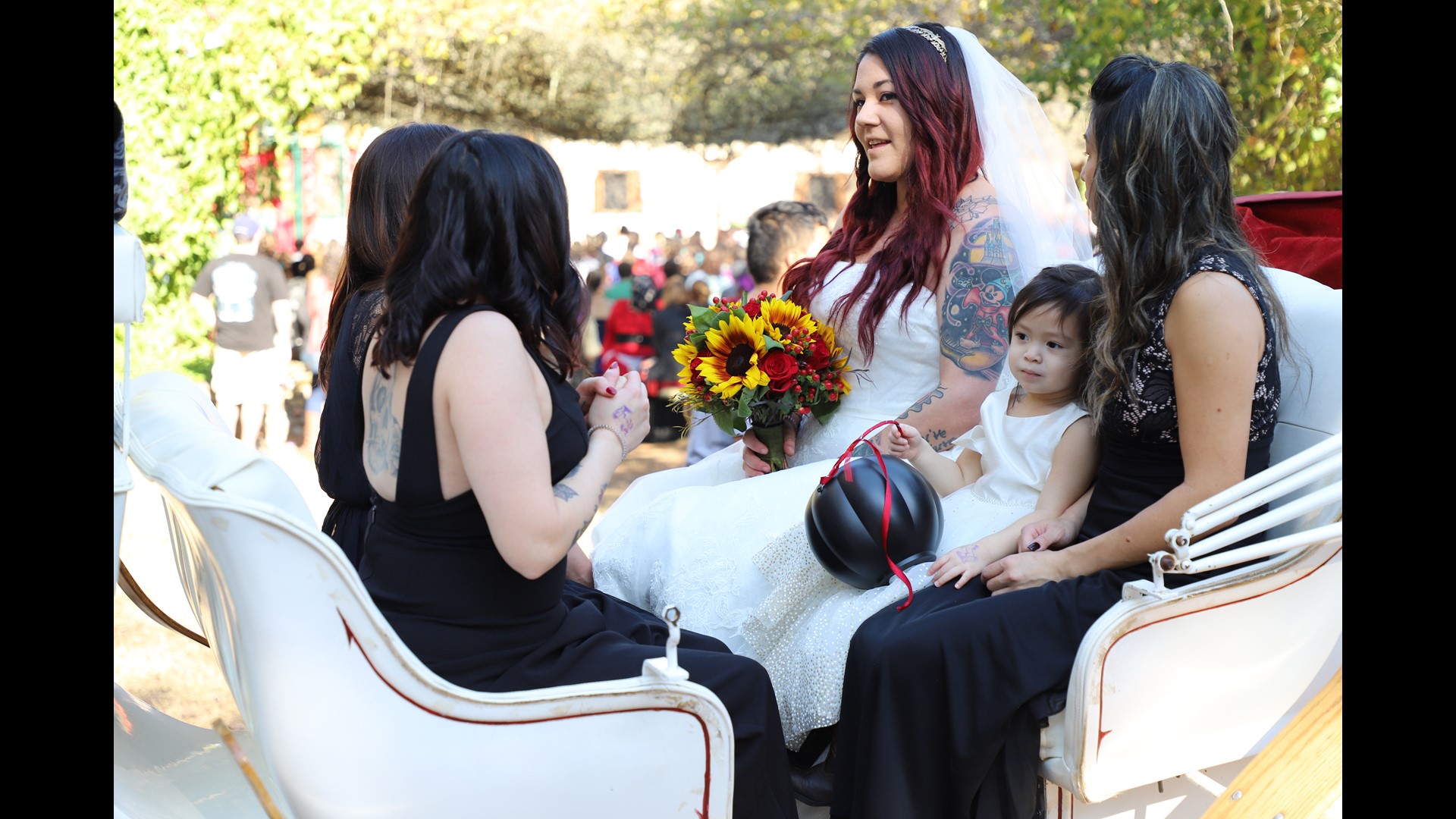 Photos: Halloween Weekend At Texas Renaissance Festival | Khou.com