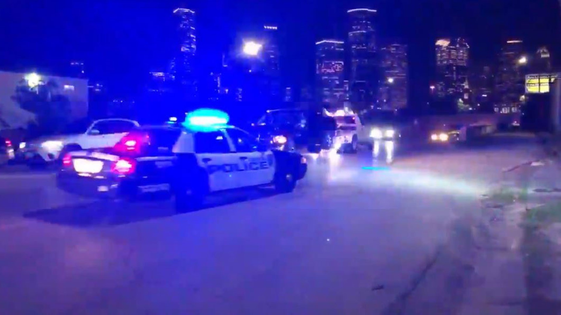 Off-duty HPD officer suspected of drunk driving crashes into 3 cars ...