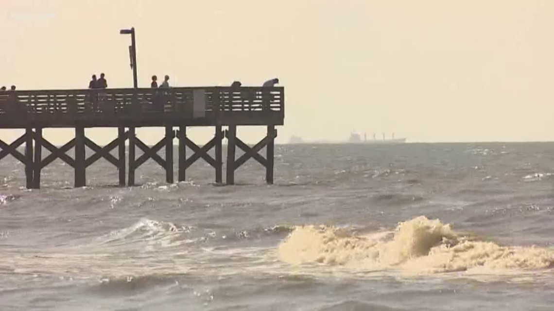 Galveston Island Beach Patrol prepares for potential bad weather along