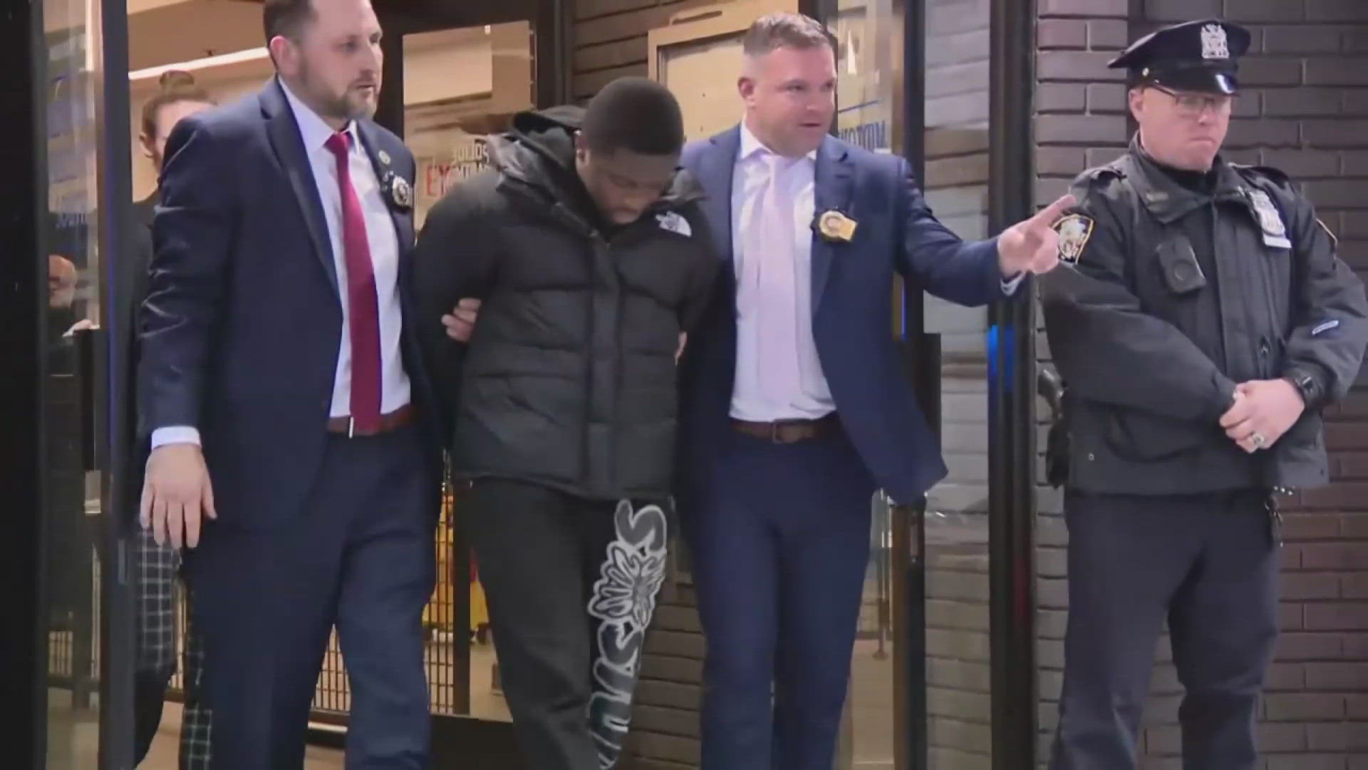 Bronx man charged in shooting of Jets player Kris Boyd appears in court ...