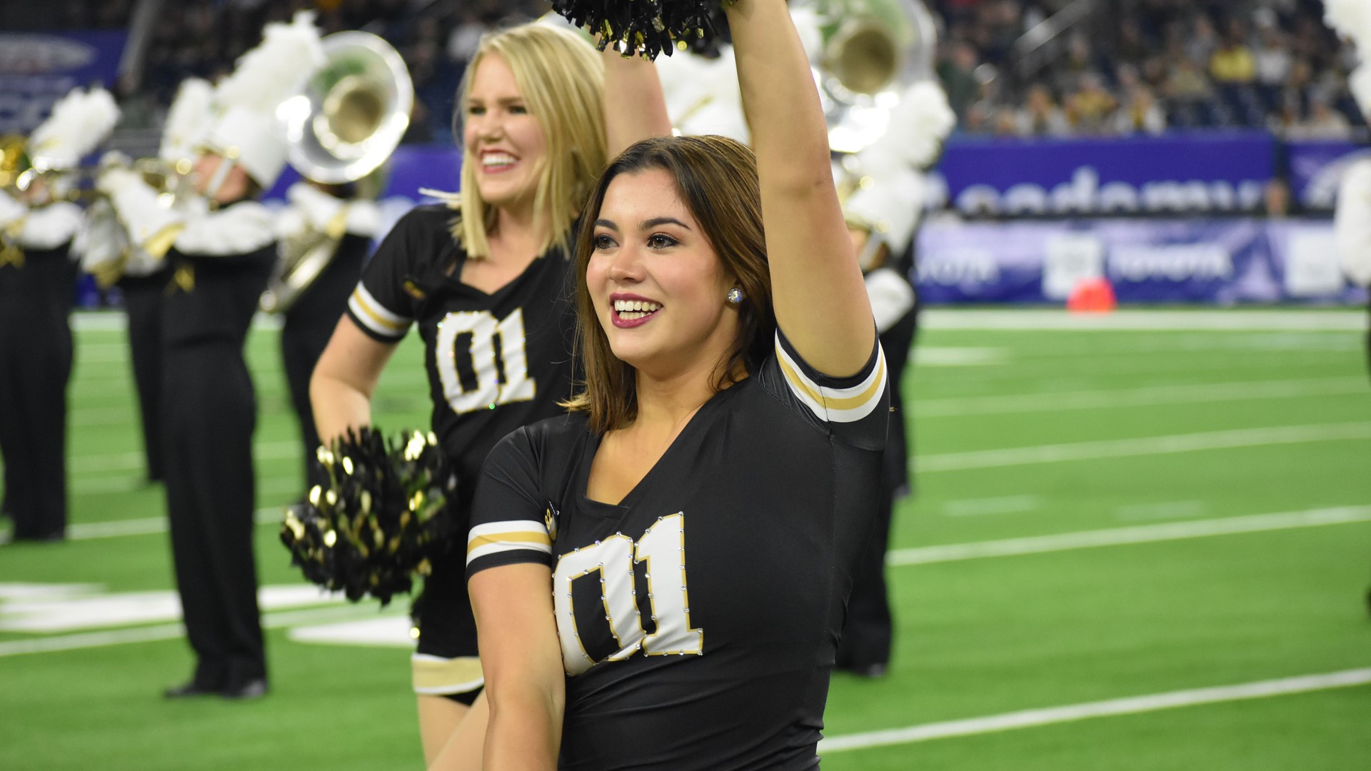 Photos Vanderbilt’s Cheerleaders, Dance Team & Marching Band at 2018