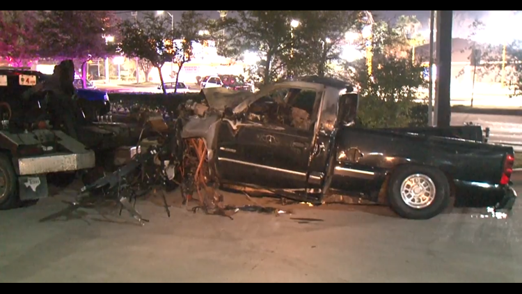 Man dead, 2 others injured after pickup truck crashes into tree in SE ...