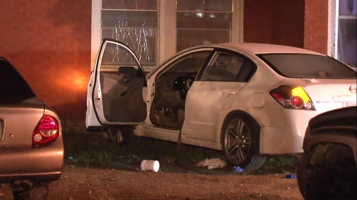 Driver crashes car into building after being shot in southwest Houston ...