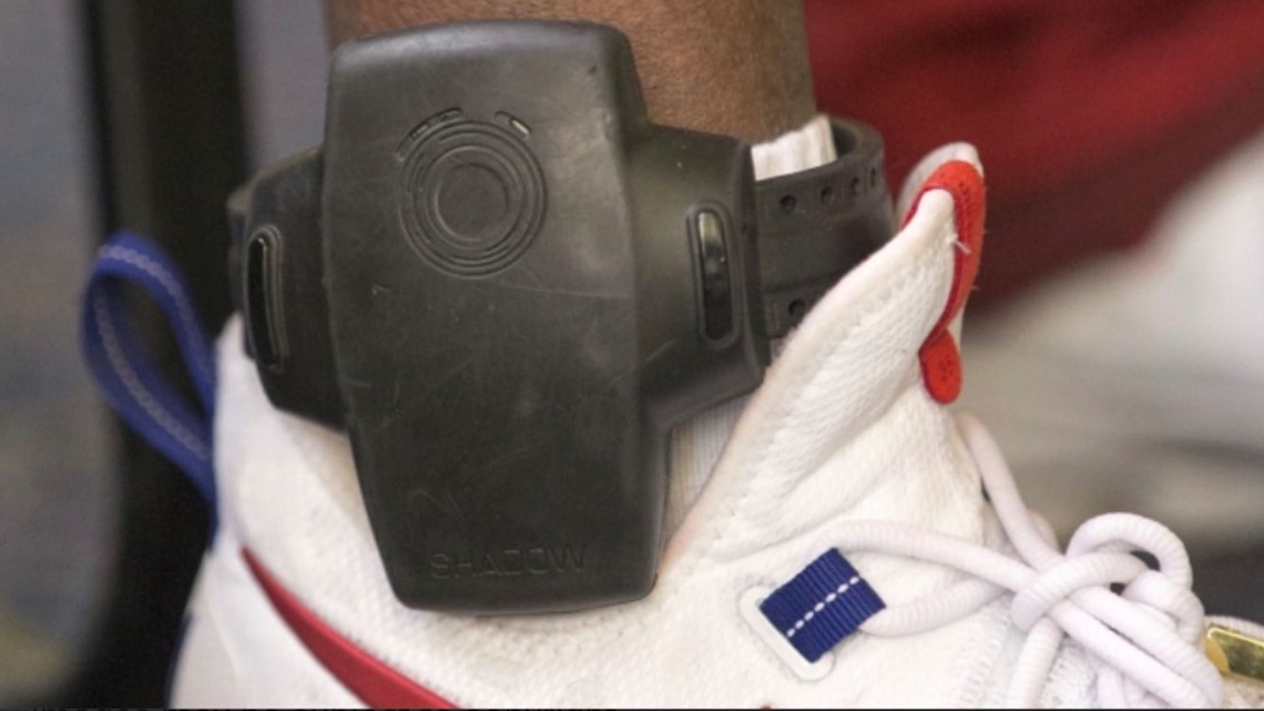 New Texas law makes it illegal to cut off ankle monitors
