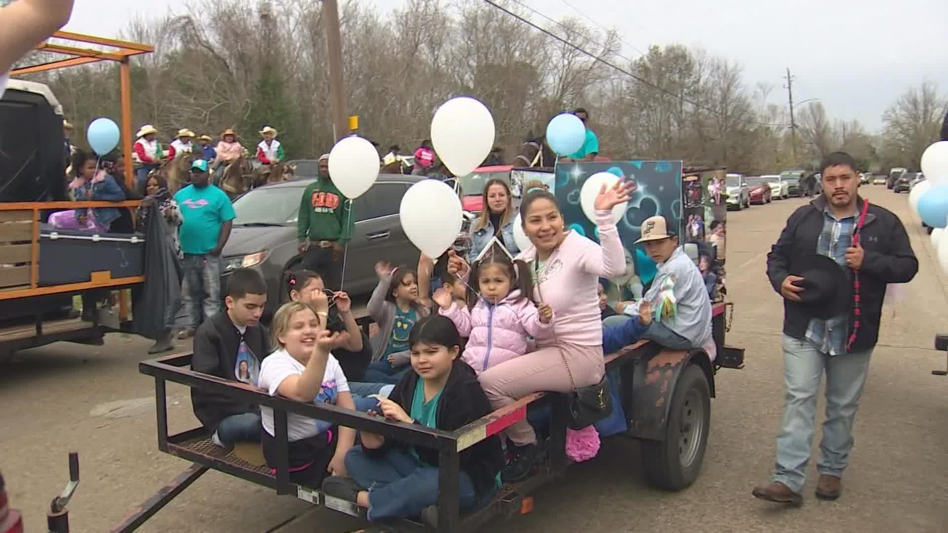The community came together for a trail ride in southeast Houston in honor of 9-year-old Arlene Alvarez.