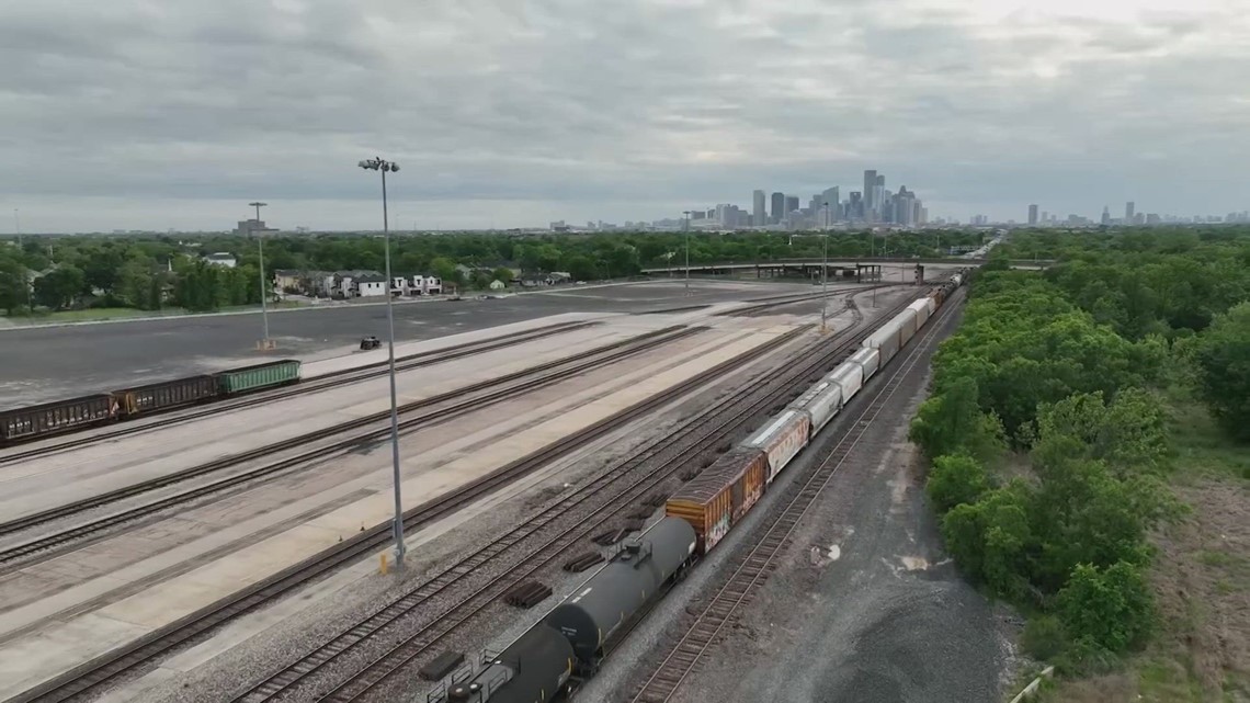 Union Pacific menguji tanah di Lingkungan Kelima Houston