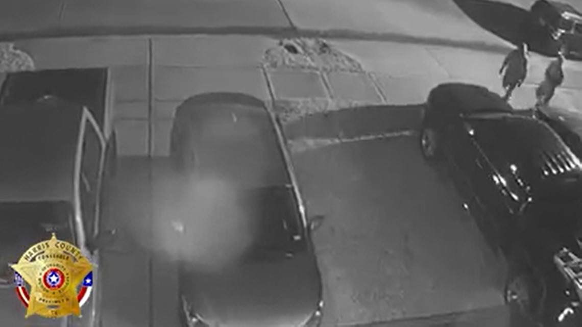 Police looking for car thieves targeting The Rim area