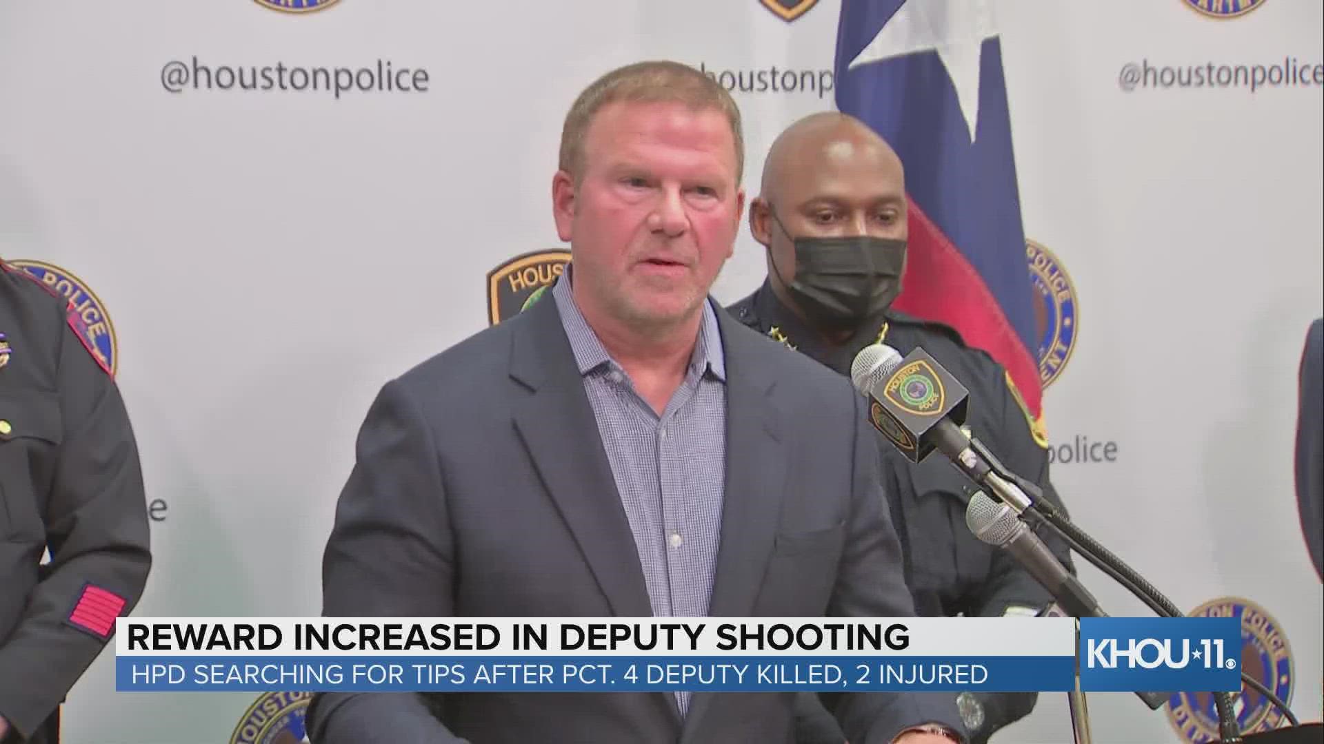After Crime Stoppers of Houston increased the reward for info in the fatal shooting of a Harris County Precinct 4 deputy, Tilman Fertitta added an extra $40,000.