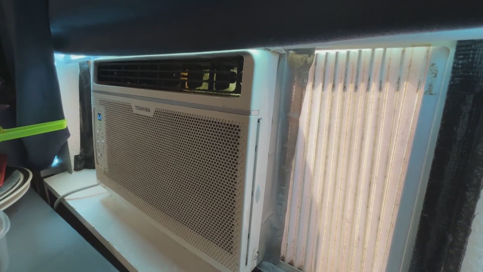 Houston landlords will soon be required to provide working air ...