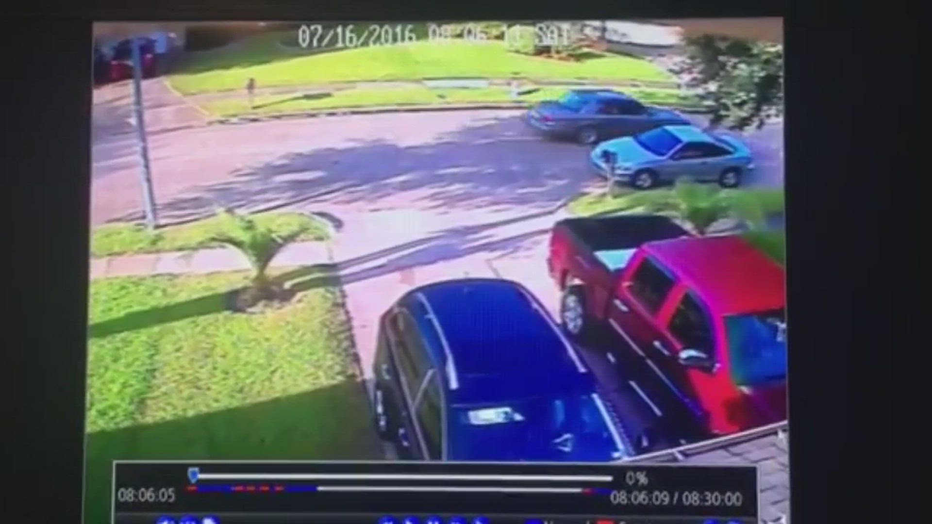 WATCH: Suspect caught on video stealing from garage in Sugar Land ...