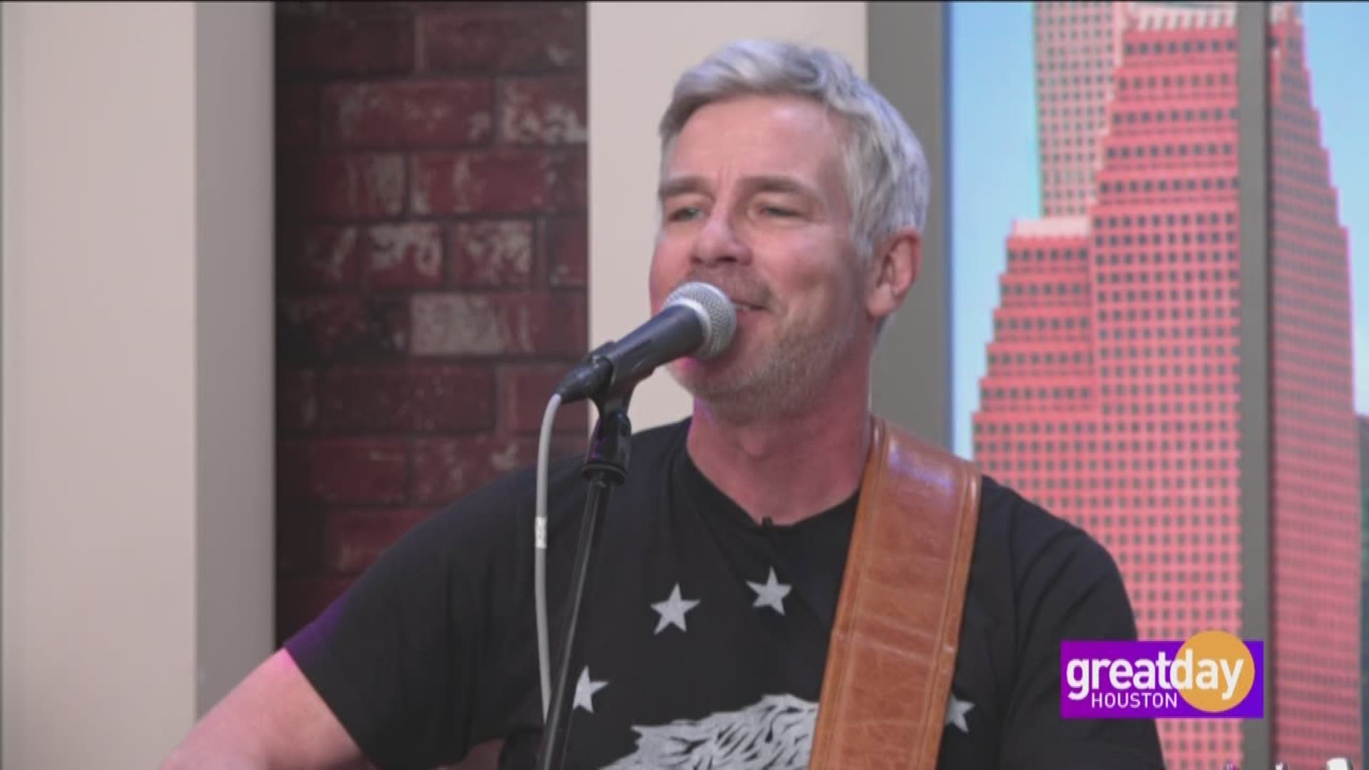 Houston native and "Trivago Guy," Tim Williams, talks his career and new music