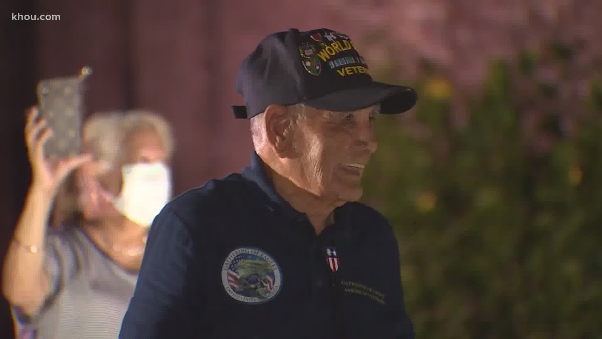 One Good Thing: Surprise birthday parade for World War II veteran in downtown  Houston