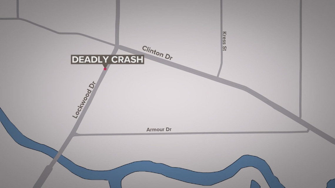Two people dead after car slams into tree in Houston's Fifth Ward ...