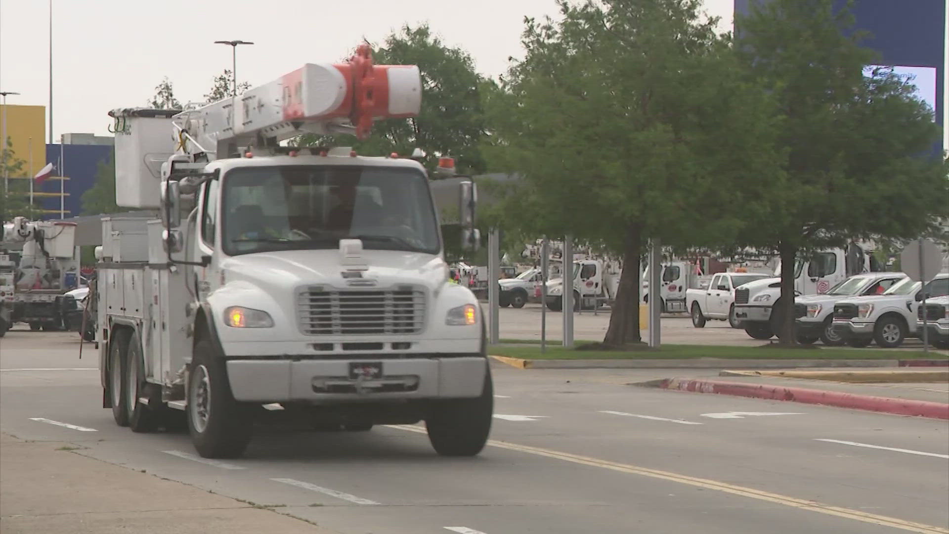 KHOU 11 breaks down what's supposed to happen after storms create widespread outages.